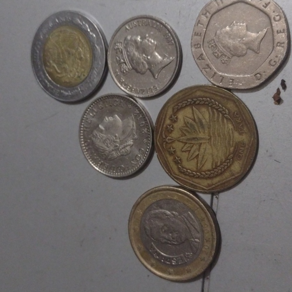 Assorted Foreign Coins Collection(Britain & England+) - Picture 3 of 5